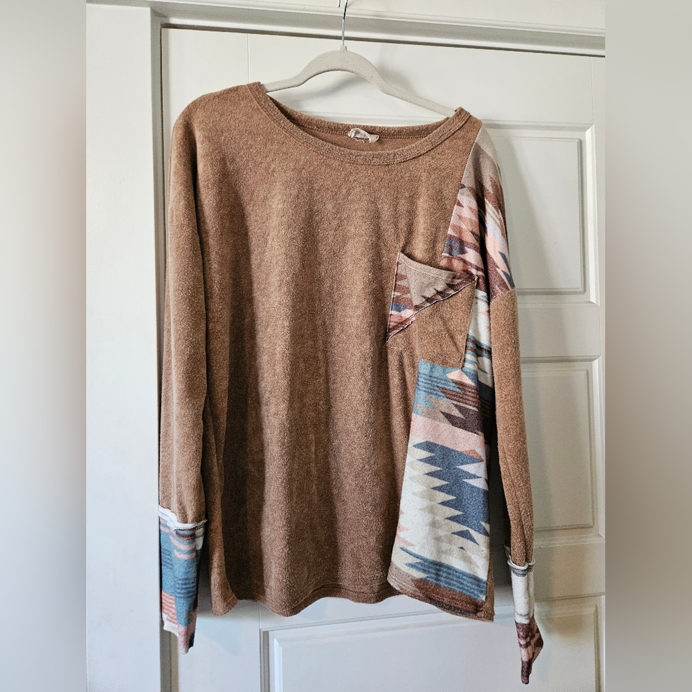 BiBi Brown Crew Neck Sweater with Artistic Design